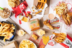 I Tried 7 Store-Bought Burger Sauces—the Best Is a $2.50 Game Changer