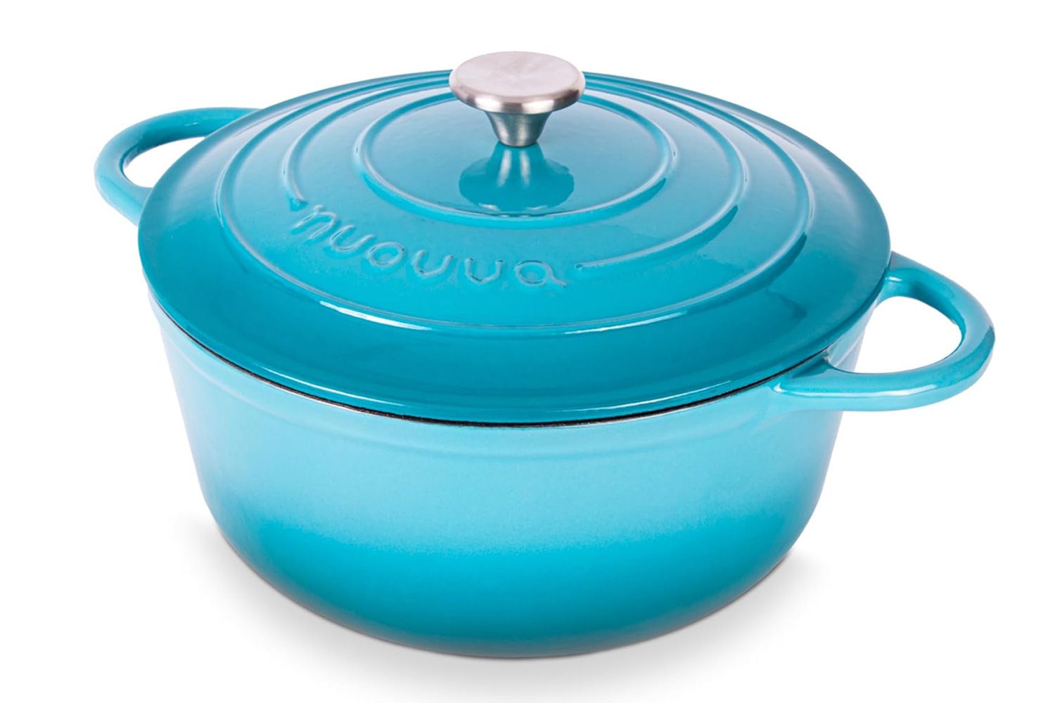 This Stunning On-Sale Dutch Oven Costs Almost 90% Less Than a Le Creuset