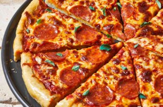 I Just Learned the Most Genius Trick for Reheating Pizza